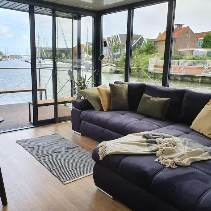 Modern, Brand New Houseboat Near Amsterdam Hotel Monnickendam Kültér fotó